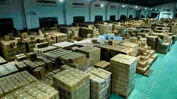 Проводим инспекцию и маркировку мультиварок на складе фабрики в Китае